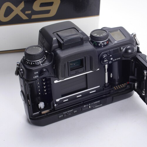 美能达MINOLTA A9 高端高速A口自动专业胶片单反相机 带包装97新 - 图2