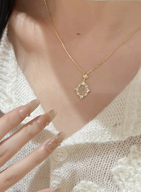 轻奢旦形白玉髓S925银锁骨链女