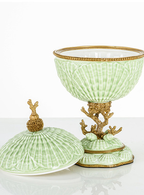 欧式风陶瓷镶铜贝壳果盘装饰品