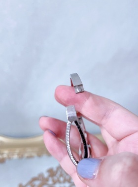 新款轻奢款圆形波浪手镯钛钢金色百搭极简风不易褪色网红手环A607