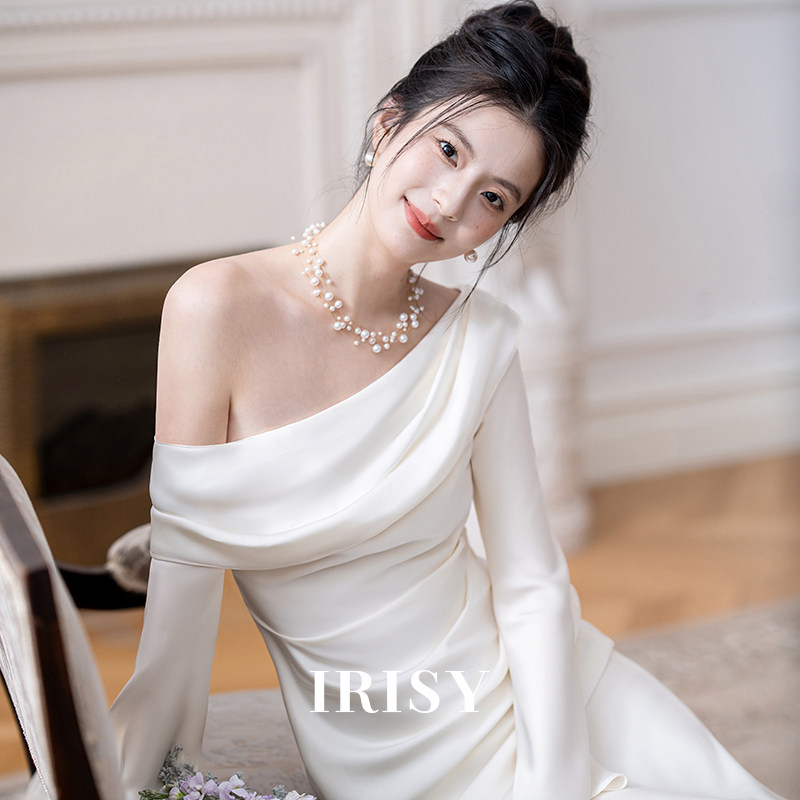 IRISY 「棠梨Ⅱ」白色长袖订婚礼服法式斜肩晨袍绝美气质领证白裙,淘宝优惠券,粉丝福利购,淘宝优惠卷