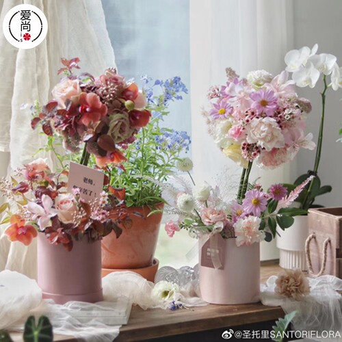 母亲节小花盒圆形迷你抱抱桶手捧花盒掌心小圆筒鲜花插花包装礼盒 - 图0