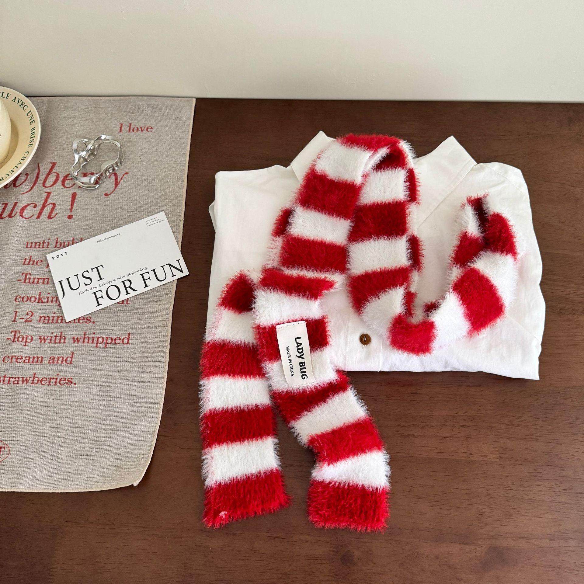 2024新款辣妹千禧风黑白条纹围脖百搭小众秋冬y2k设计感保暖甜酷,淘宝优惠券,粉丝福利购,淘宝优惠卷