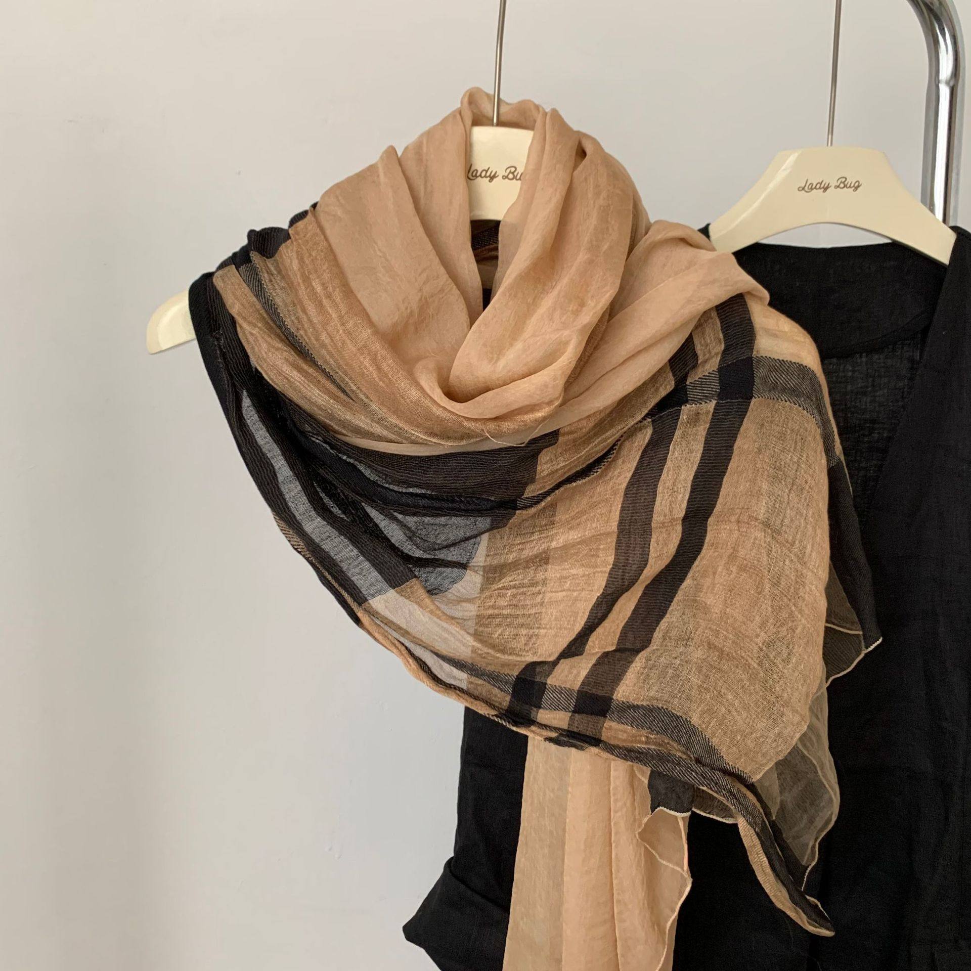 丝巾棉麻拼接时尚格子围巾长款柔滑2025春秋季女百搭纱巾薄款披肩,淘宝优惠券,粉丝福利购,淘宝优惠卷