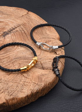 潮牌设计马蹄扣钛钢手链男女轻奢小众精致手绳高级感黑色真皮手环