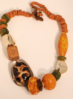 Bohemian turquoise leopard print natural wood woven necklace