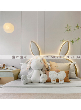 样板间女孩房可爱软装摆件