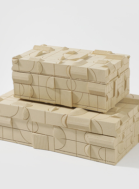 样板间儿童房书桌摆件