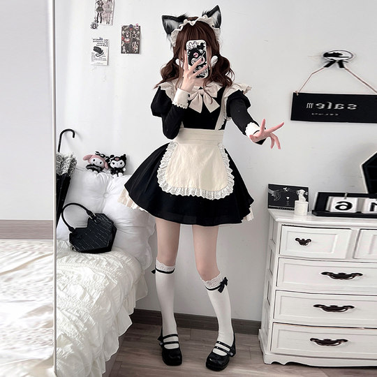 Maid's costume ancient style lace apron gives bow