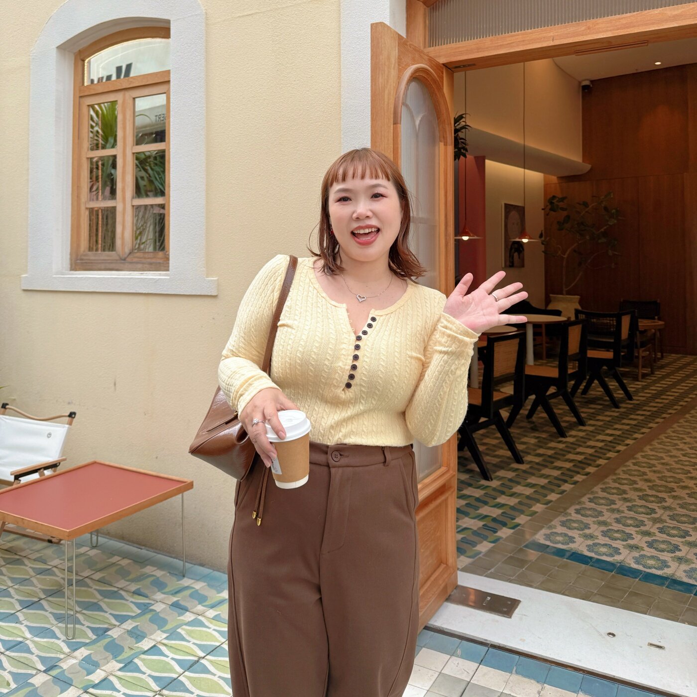 精灵家微胖2025冬季新款大码女装复古内搭单排扣打底衫毛衣针织衫,淘宝优惠券,粉丝福利购,淘宝优惠卷