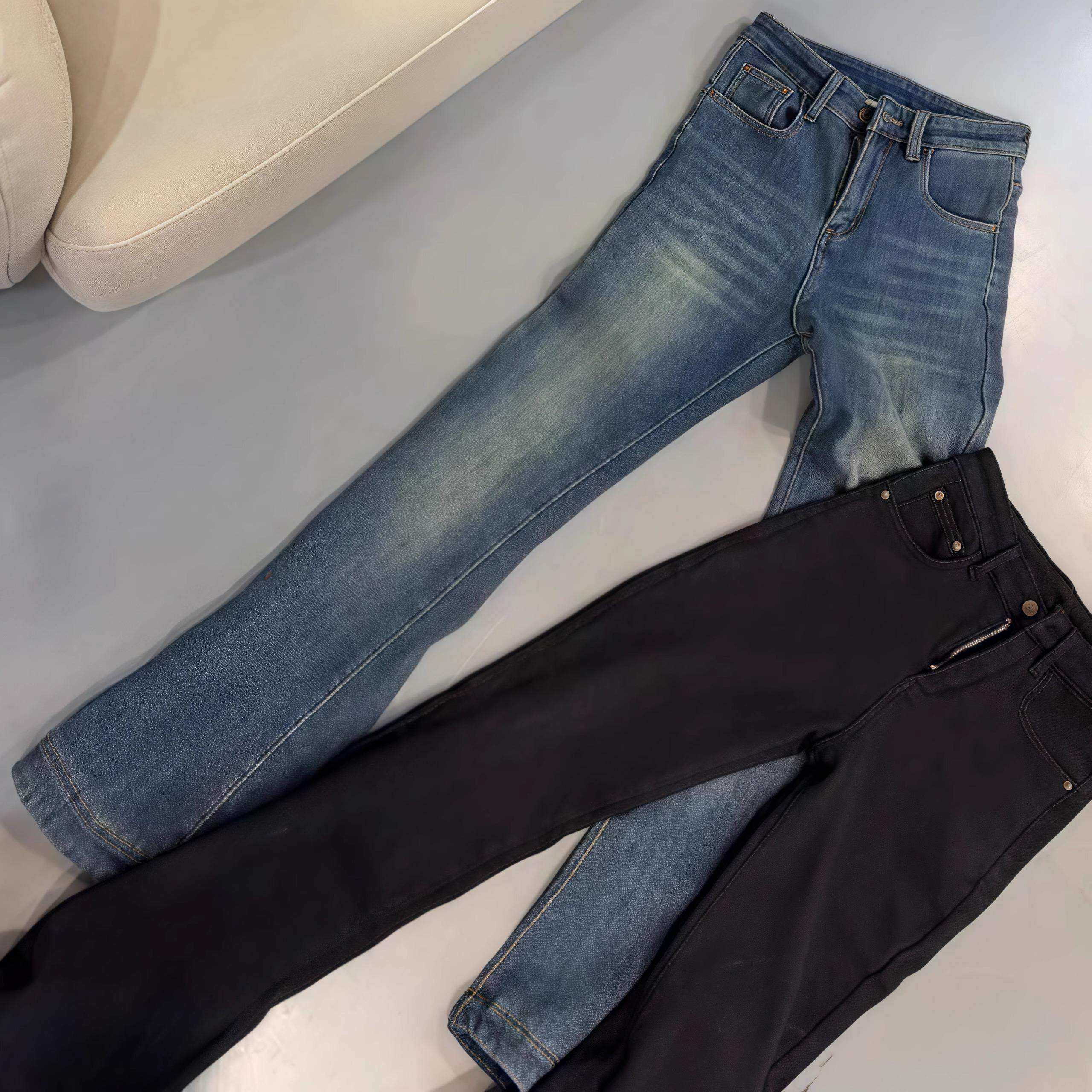 大码直筒微喇牛仔裤女春秋2025新款高个子显瘦高腰开叉加绒马蹄裤,淘宝优惠券,粉丝福利购,淘宝优惠卷