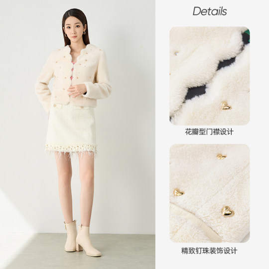 Kodice осень и зима, новая женская белая 100% плюшевая куртка короткие кружевные шарики и стильный темперамент