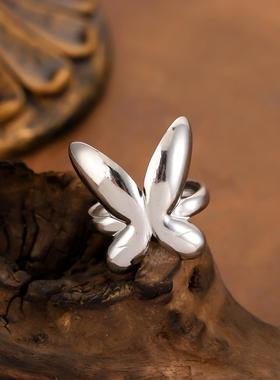 艾芙乐个性菱格纹蓝色爱心戒指