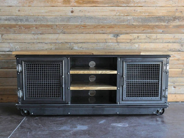 European retro style distressed iron floor-standing decorative cabinet