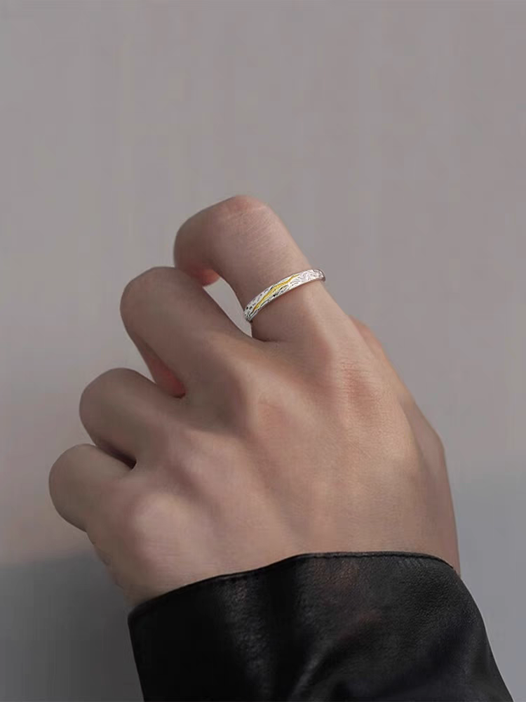 999足银逐光戒指男生高级感男款单身小众简约可调节男士生日礼物,淘宝优惠券,粉丝福利购,淘宝优惠卷