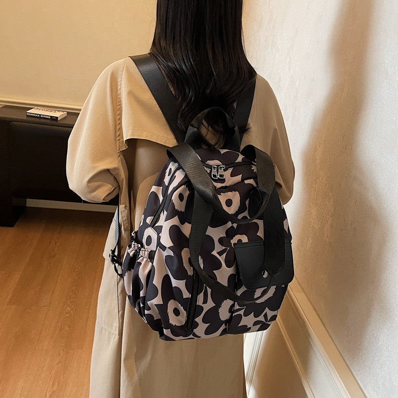 2026 New Trendy Fashion Backpack Versatile Shoulder Bag Women's Casual Lightweight Nylon Cloth Bag Travel Small Backpack