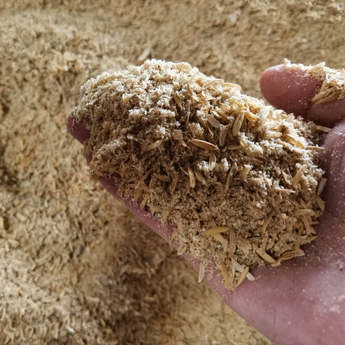 Разрушивание куриной ферментированной кровати для разъединка материала размножающаяся куриная утка, утка, гусь, птица, клыки и домашние животные.