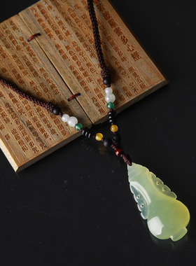 吊坠项链天然岫玉
