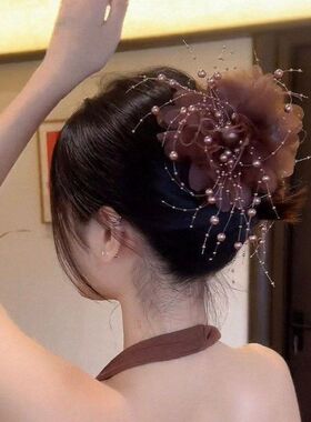 花瓣女士夹珠珠盘发后脑勺头饰