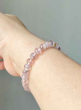 小高货金字塔天然超七金草莓晶手串 增魅力旺运《烟火里的尘埃》