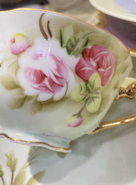 手绘玫瑰花早餐杯碟