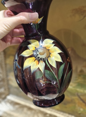 芬顿Fenton手绘花卉带签名花瓶