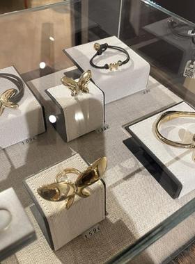 西班牙UNOde50极简蝴蝶手镯