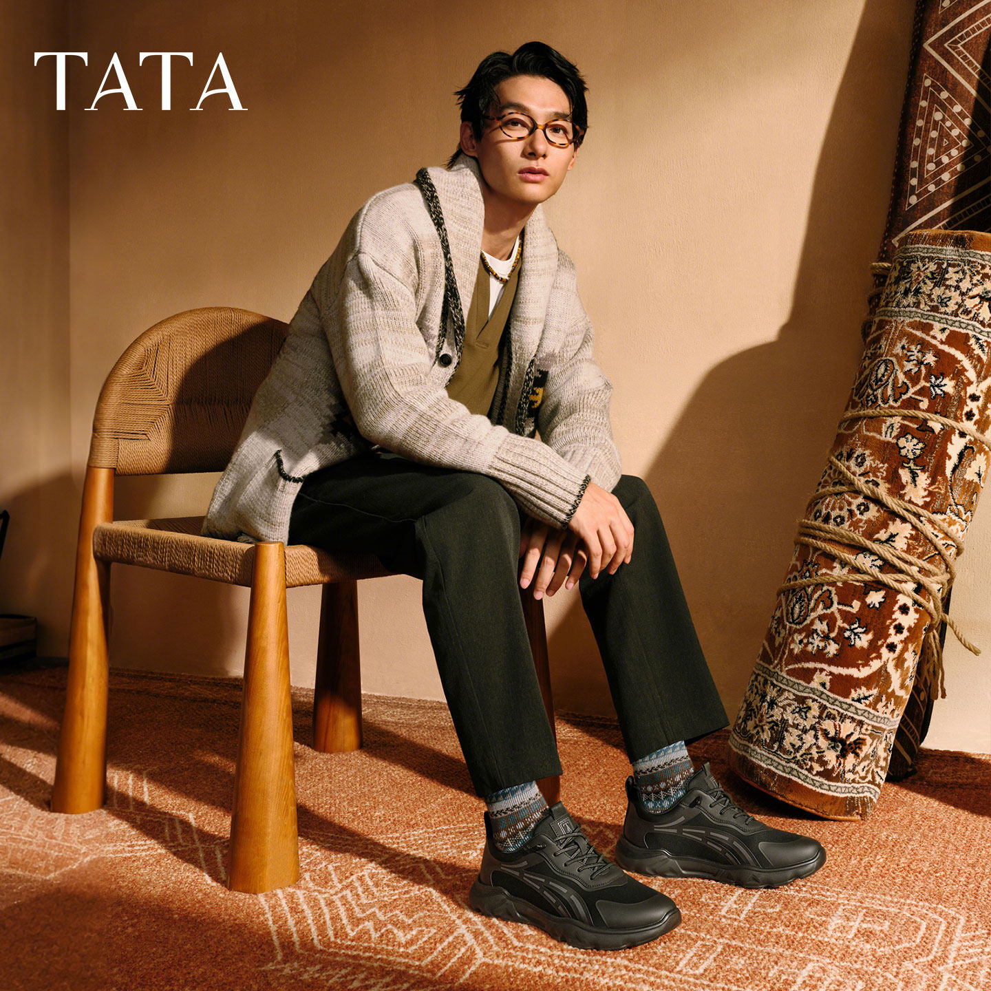 TATA他她男鞋舒适旅游休闲鞋户外运动鞋爸爸鞋2025年秋新PGC01CM5,淘宝优惠券,粉丝福利购,淘宝优惠卷