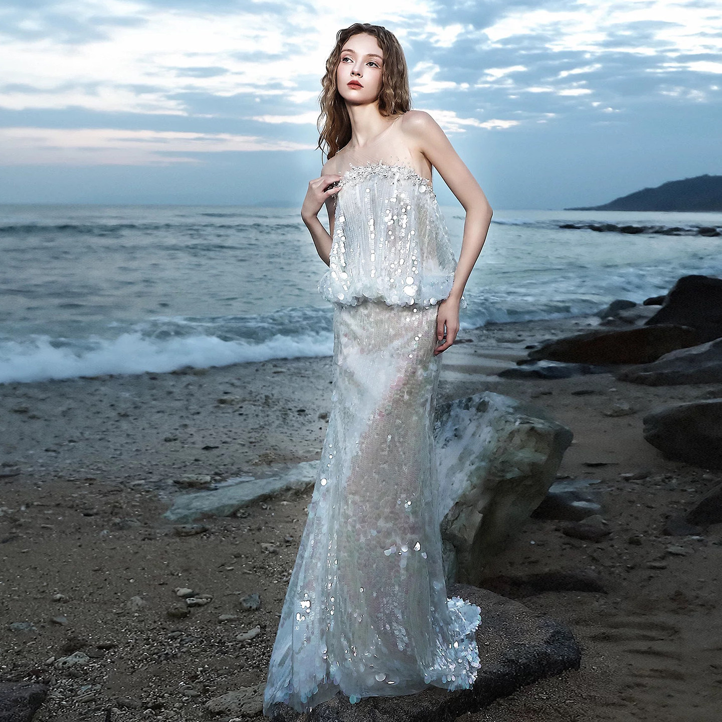 轻婚纱礼服女抹胸订婚年会亮片修身鱼尾宴会长裙高端2025新款轻奢,淘宝优惠券,粉丝福利购,淘宝优惠卷