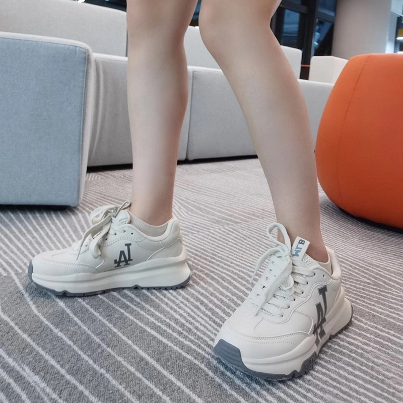 【自营】MLB板鞋男女鞋轻便运动鞋LA标休闲鞋低帮厚底鞋3ASHCRB3N - 图1