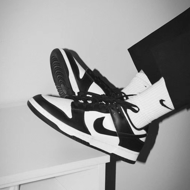 【自营】Nike/耐克Dunk low黑白熊猫女（GS）滑板鞋CW1590-100 - 图3