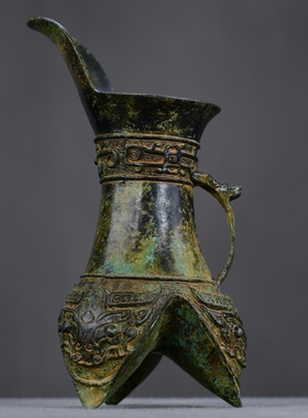 三足兽面纹斝古青铜器爵杯酒器酒樽古玩收藏礼品工艺品摆件展览