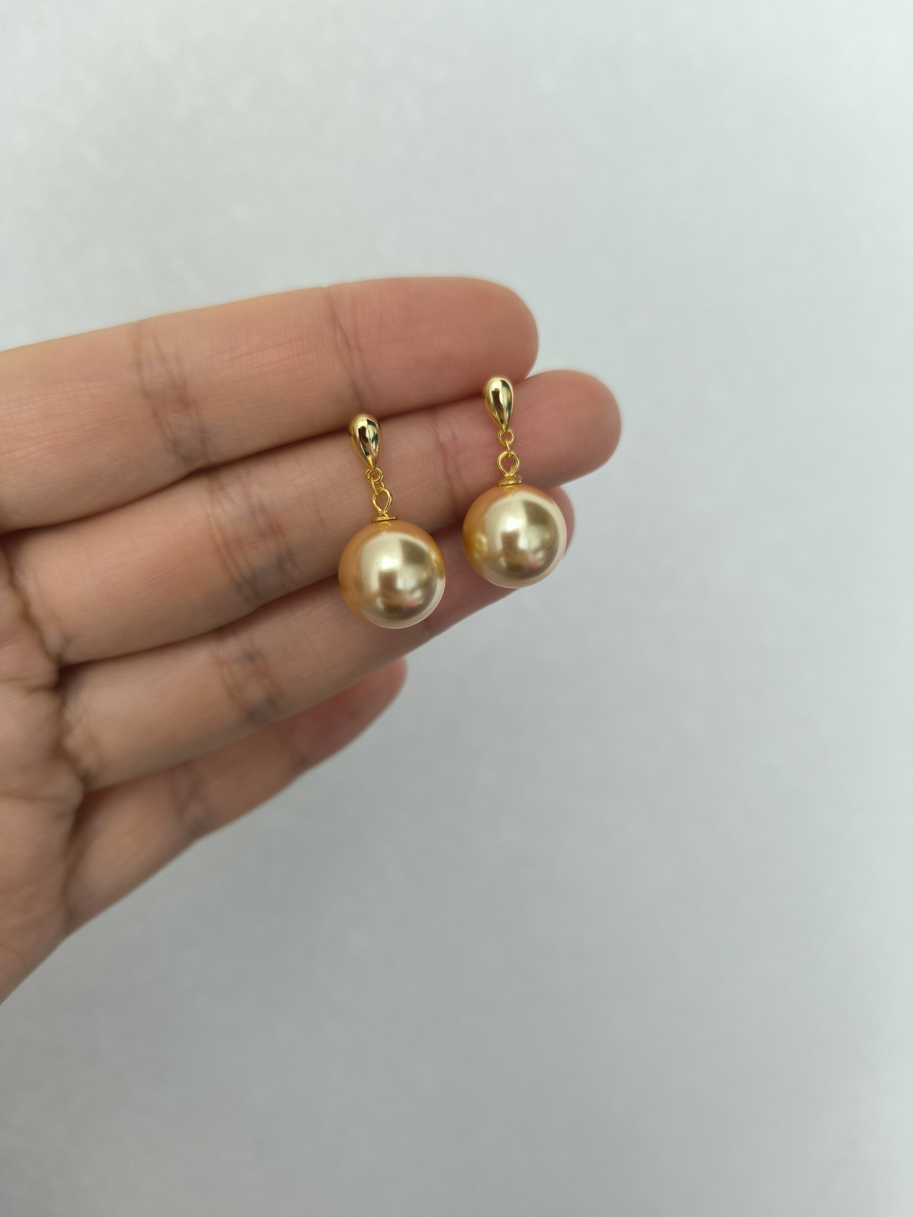 ISLA孤岛12mm正圆茶金色施家仿海水珍珠耳钉女款高级感耳环耳饰,淘宝优惠券,粉丝福利购,淘宝优惠卷