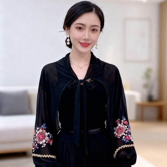 Boutique embroidered shawls, embroidered clothes with wide sleeves, ice silk chiffon, spring and summer embroidery, fashionable and versatile