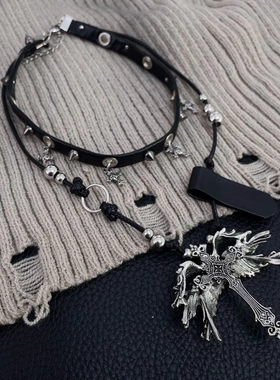 跨境新款暗黑六翼天使十字架项链小众个性时尚设计吊坠项饰品