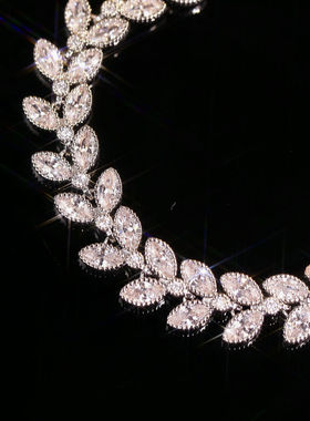 轻奢锆石时尚手链女小众设计精致高级感手饰2022新款潮网红配饰