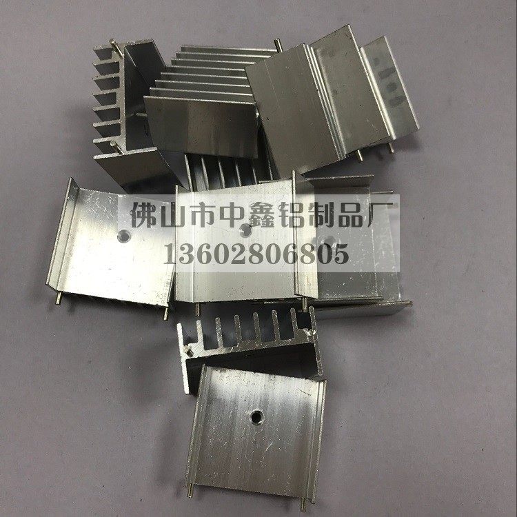 桥堆散热片32*17*30可控硅电子散热器TO-220铝散热块扁桥散热片铝,淘宝优惠券,粉丝福利购,淘宝优惠卷