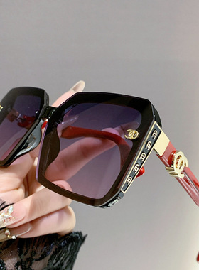 跨境高级轻奢太阳镜时尚百搭素颜