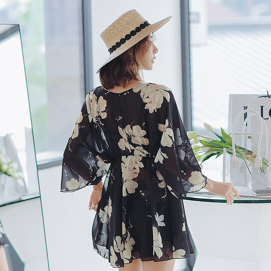 大码泳衣遮肉胖mm三件套女士2025新款爆款遮肚子分体带罩衫泡温泉