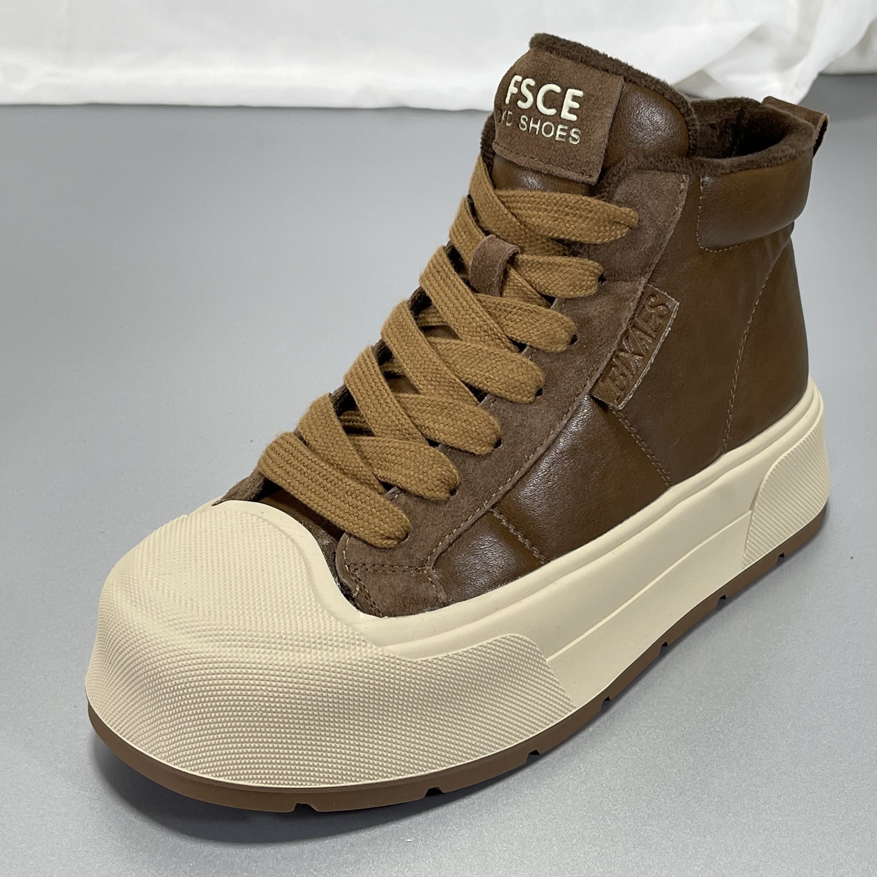 猪扒皮马丁靴女2025秋冬真皮高帮平底板鞋运动休闲厚底英伦风短靴,淘宝优惠券,粉丝福利购,淘宝优惠卷