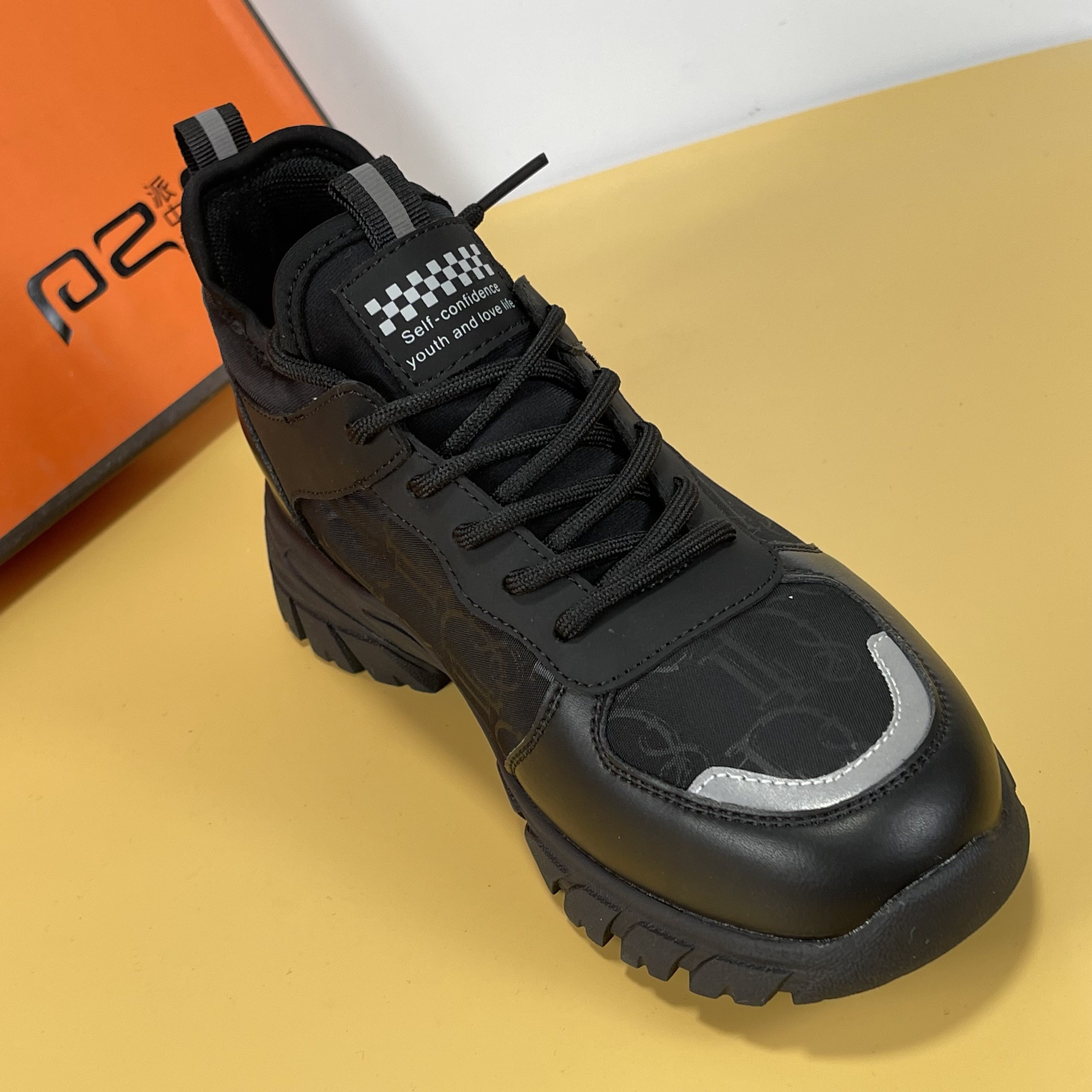 撤柜鞋正品断码休闲软底妈妈鞋女厚底老爹鞋女百搭真皮真皮运动鞋,淘宝优惠券,粉丝福利购,淘宝优惠卷