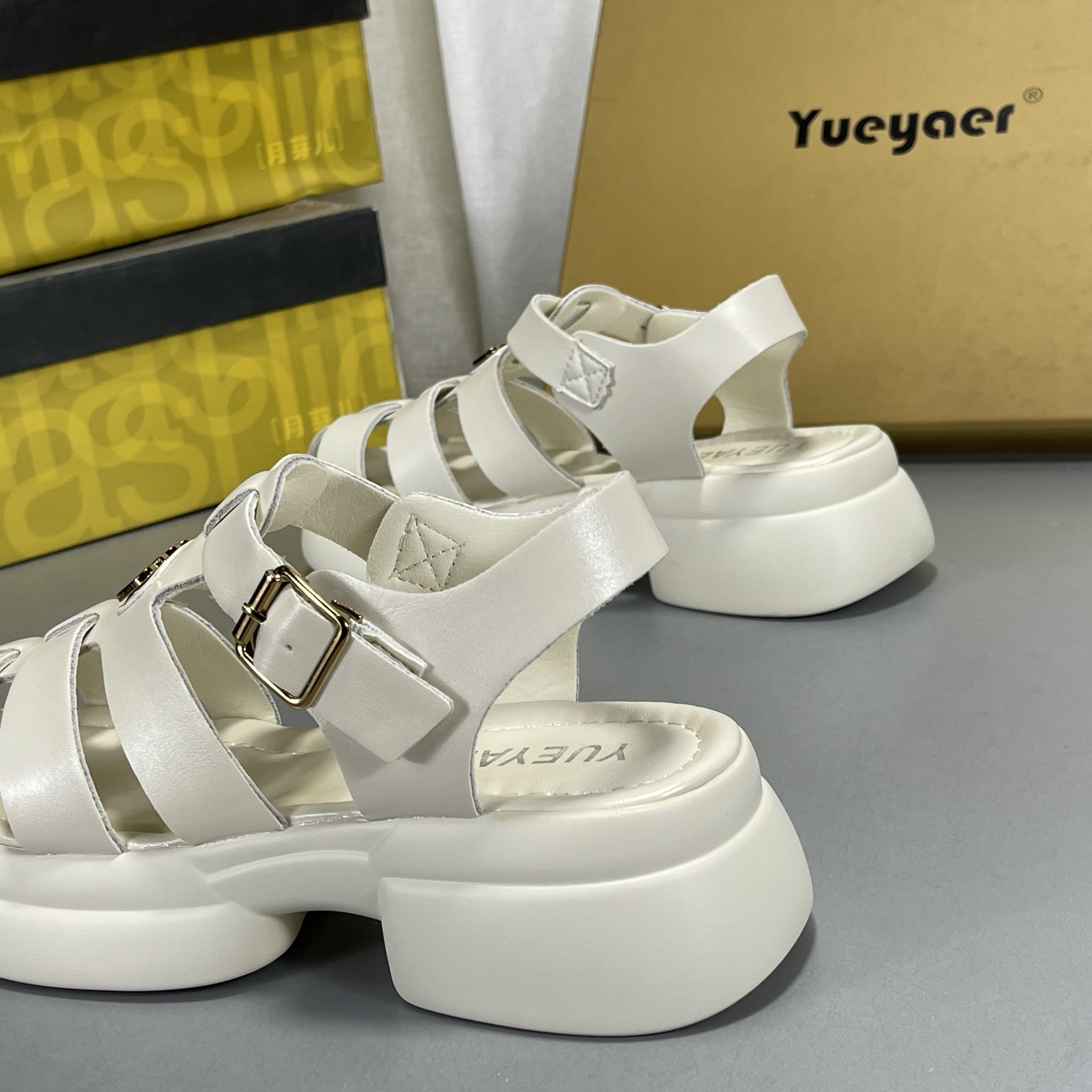 月芽儿正品撤柜牛皮玛丽珍鞋2025春夏新款包头猪笼鞋真皮乐福鞋女,淘宝优惠券,粉丝福利购,淘宝优惠卷