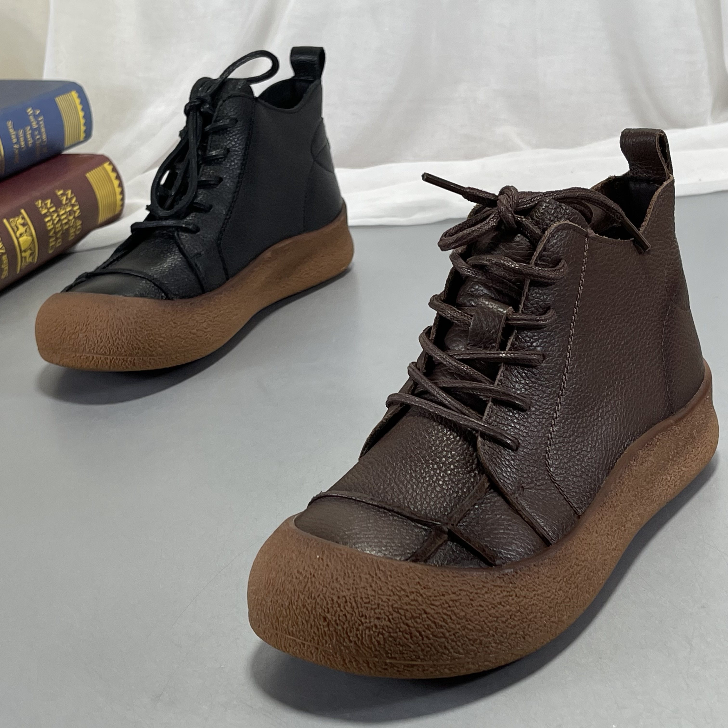 头层牛皮马丁靴女2025新款真皮复古短靴妈妈鞋软底软面防滑高帮鞋,淘宝优惠券,粉丝福利购,淘宝优惠卷