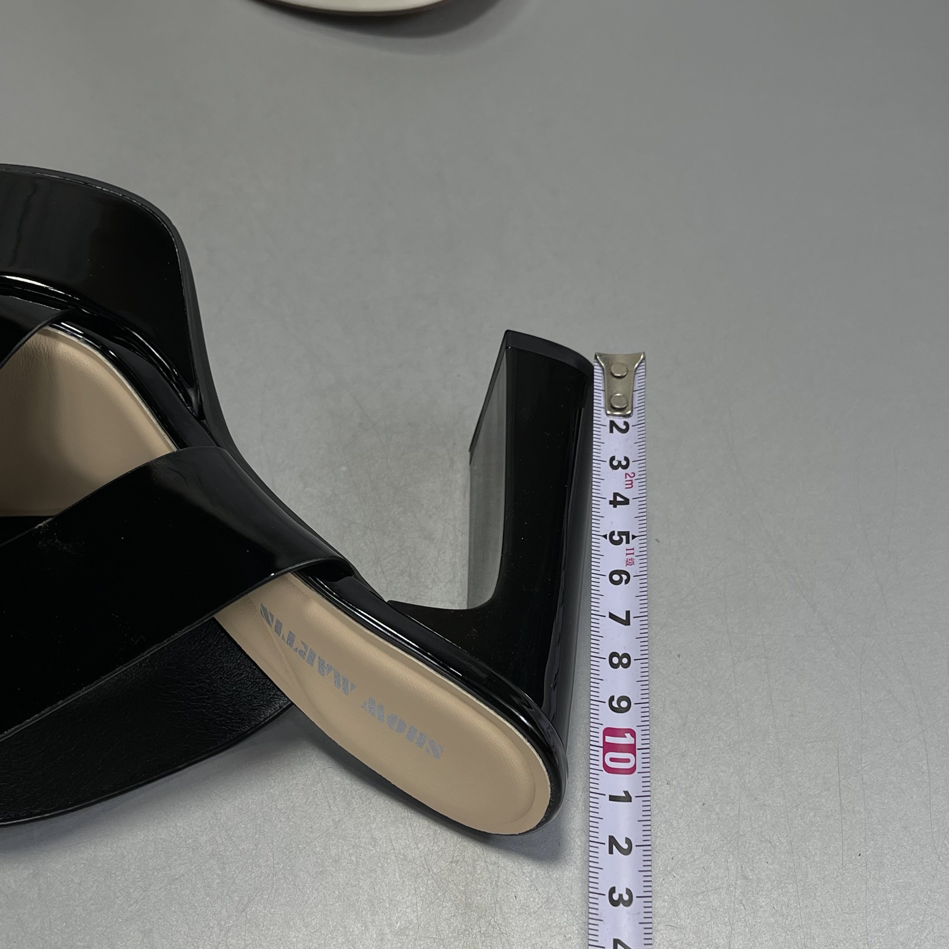 牛漆皮高跟一字拖女外穿2026夏季款时尚性感露趾防水台粗跟凉拖鞋,淘宝优惠券,粉丝福利购,淘宝优惠卷