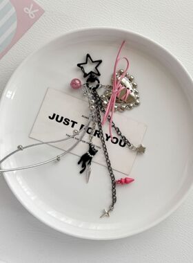 甜酷少女爱心银色包挂件钥匙扣