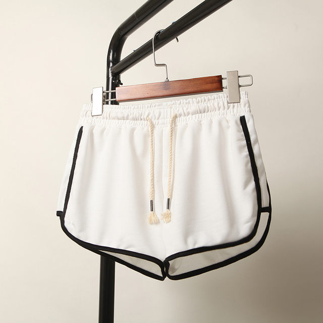 Casual versatile sports shorts for women in summer