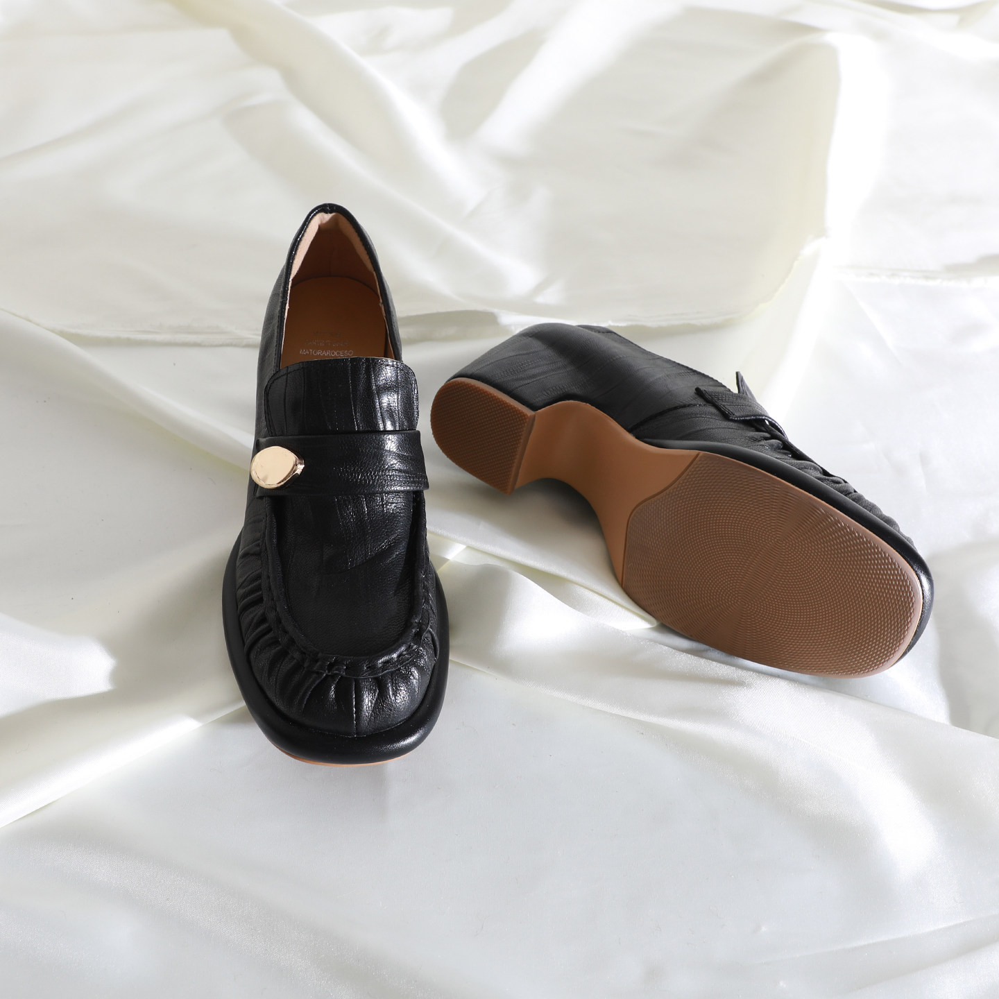 莲花府邸2026春季单鞋复古时尚深口女鞋子通勤百搭真皮粗跟工作鞋,淘宝优惠券,粉丝福利购,淘宝优惠卷