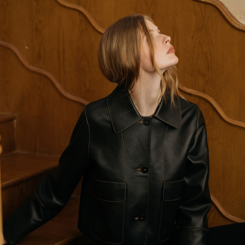 softself 绵羊皮衣短款外套新款秋冬黑色上衣女设计感小众,淘宝优惠券,粉丝福利购,淘宝优惠卷