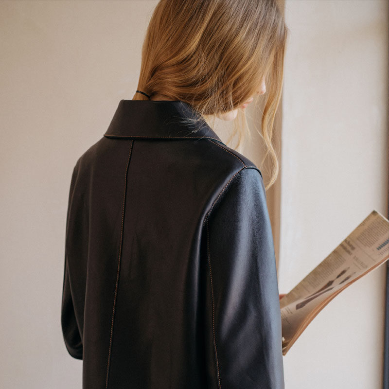 softself 绵羊皮衣短款外套新款秋冬黑色上衣女设计感小众,淘宝优惠券,粉丝福利购,淘宝优惠卷