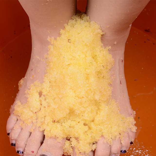 Ginger Hot Bath Mud Crystal Mud Softening Petal Foot Soak Pack